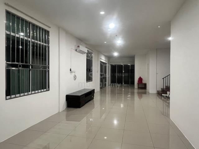 DS Terrace Corner Bintulu 1