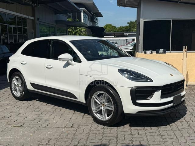 2022 Porsche MACAN 2.0 / 18 WAY / PDLS GRADE 4.5B - 1