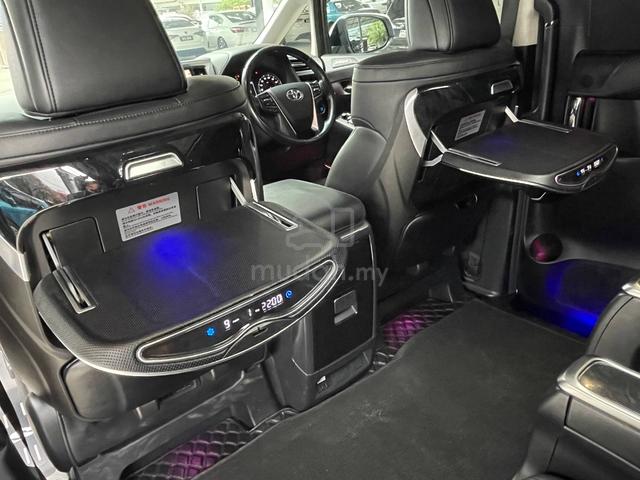 2023 Toyota ALPHARD 2.5 SC -VERY FULL -WARRANTY - 4
