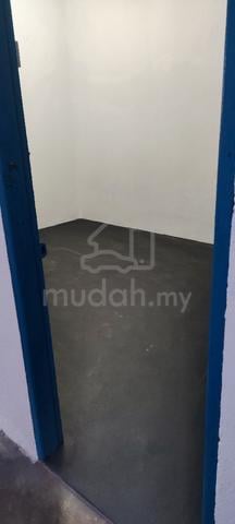 Room for rent 1