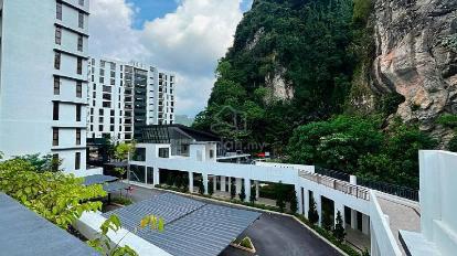 The Cove Hillside Residence 1