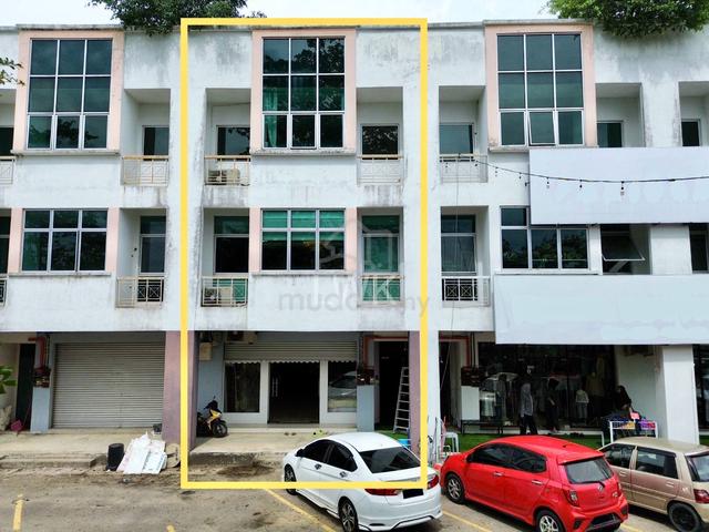 Shoplot 3 Tingkat Fully Furnished 1