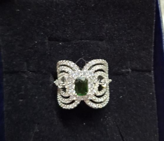 Carousel Image Selected