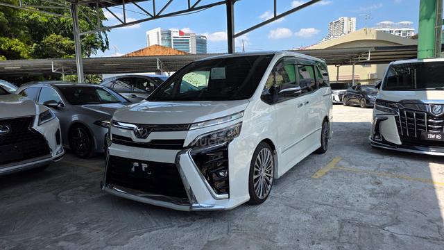 2021 Toyota VOXY 2.0 ZS KIRAMEKI III (A) PROMO - 2