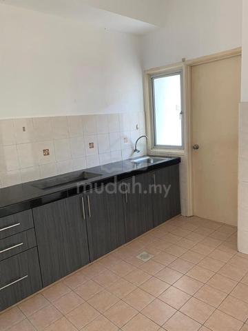 Setia Impian 2 Setia Alam with kitchen cabinet Newly painted for rent 1