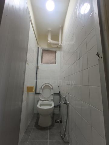 Taman Naga Emas 1