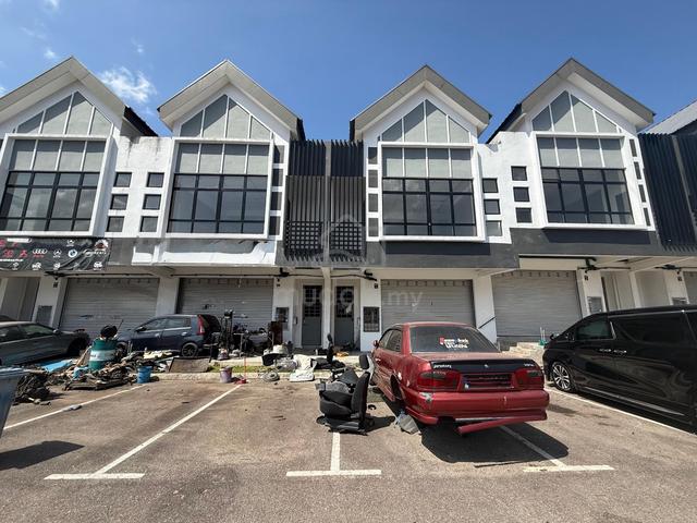 Meridin East Bestari Perdana Pasir Gudang Double Storey Shop 1