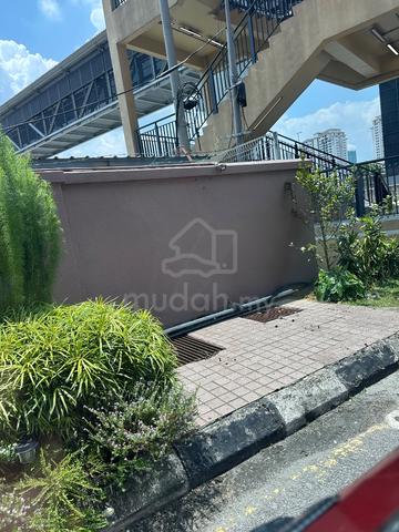 Villa Mutiara @ Mutiara Complex 1