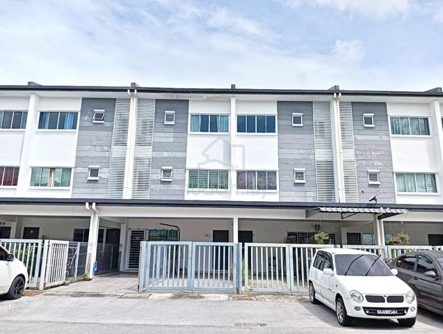 Oxford Avenue 10 miles ❣️ 1.5 Storey Townhouse 1