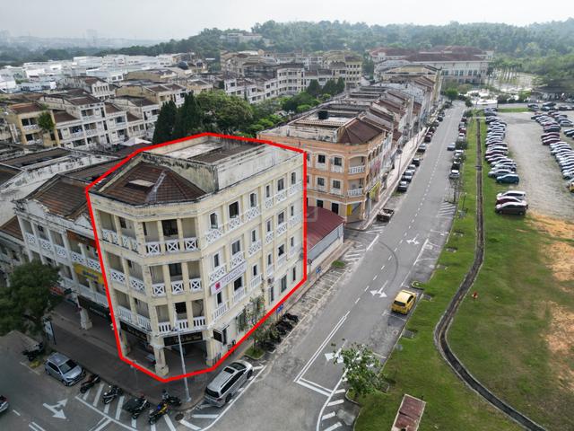 CORNER WITH LIFT READY TENANT & ROI 4.23% | Presint 15, Putrajaya 1