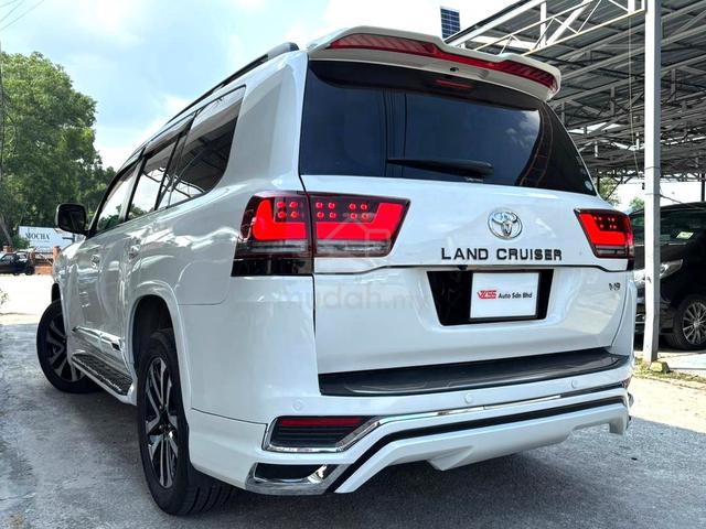 Toyota LANDCRUISER 4.6 ZX URJ202W Convert LC300 - 2