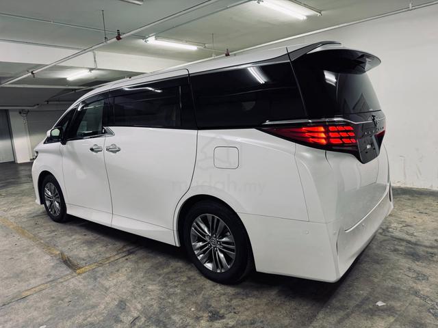 2023 Toyota ALPHARD 2.5 Z BEST OFFER IN TOWN - 5