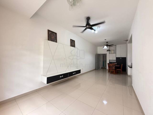 Kiara Court 3