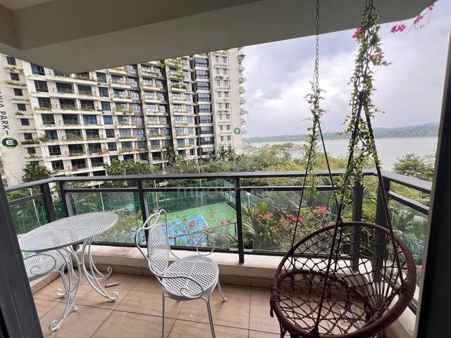 Starview Bay @ Forest City 1