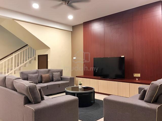 Below Value HOT 3 Storey Superlink Kota Syahbandar, Town GOOD Income 1