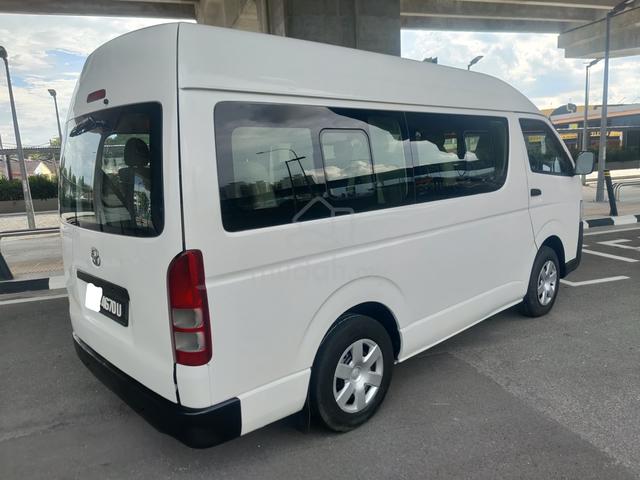 2014 Toyota Hiace 2.5 (M) Window Van Diesel Engine - 4