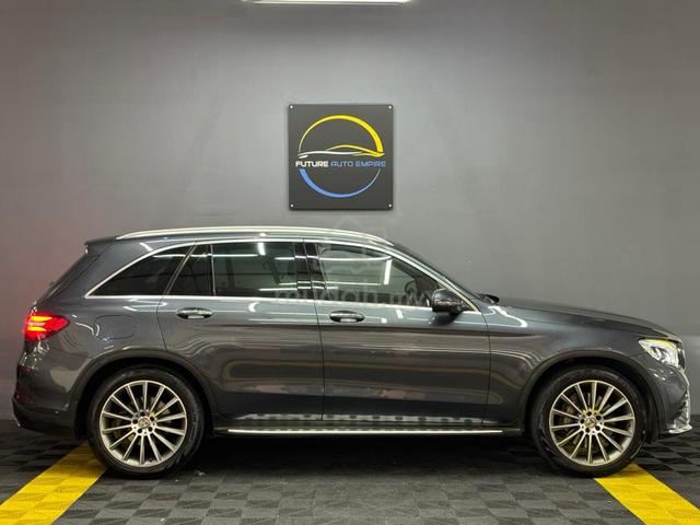 Mercedes Benz GLC250 4MATIC COUPE AMG LINE (A) SUV - 4