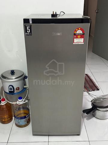haier refrigerator - photo 2 of 4