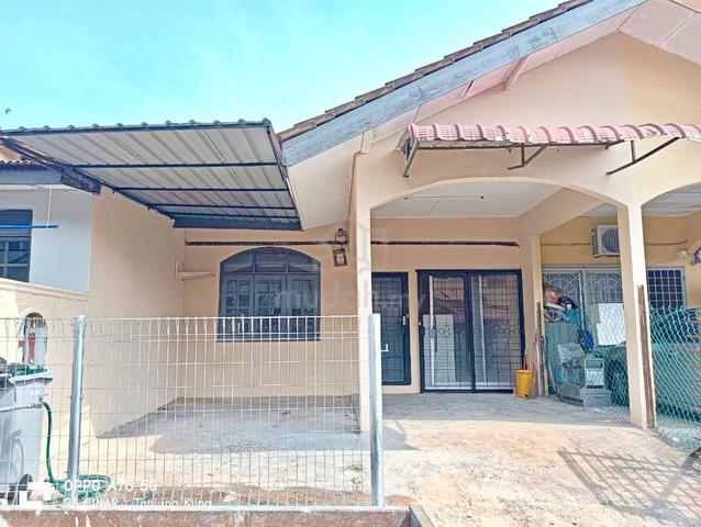 Renovated Teres Setingkat Taman Seri Tanjung Tanjung Kling Melaka 1