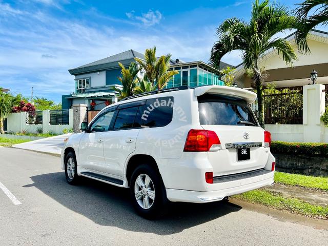 2013 Toyota LANDCRUISER 4.6 (A) TIP TOP UNIT - 2