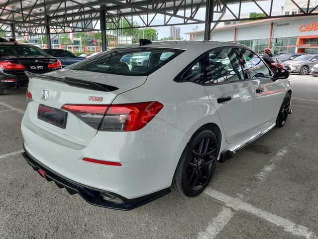 2024 Honda Civic RS 1.5 - Like new car , warranty - 4