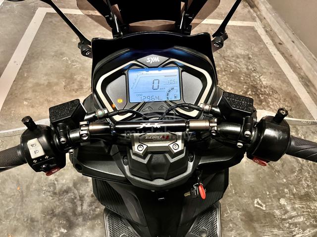 Carousel Image