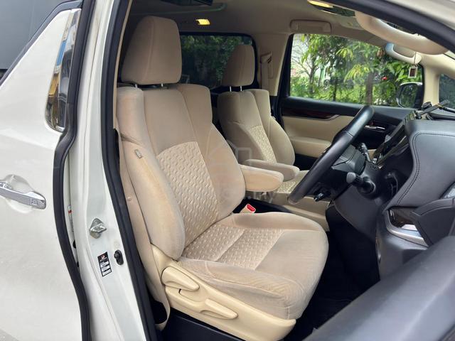 2015 Toyota Alphard 2.5 One Owner Powerbot 8Seater - 5