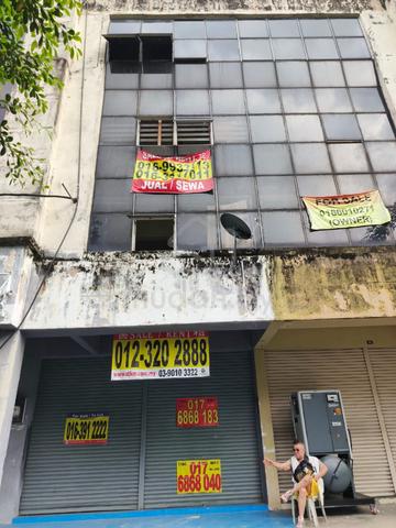 G Floor Shoplot To Let (1 May 2026 Move In) 1