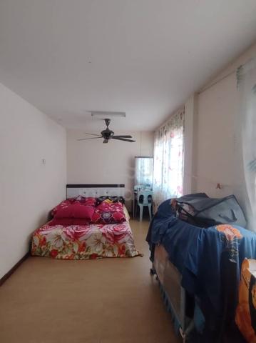 2 Tingkat Tengah, Batu Gong Siburan Batu 17 1