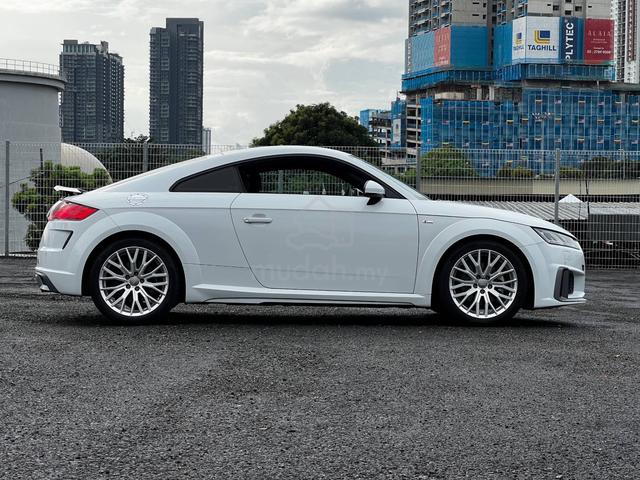 BESTBUY Audi TT 2.0 S Line TFSI Coupe 4WD 19"RIMS - 3