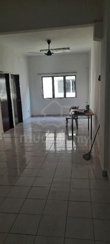 Serdang Perdana Shop Apartment 1