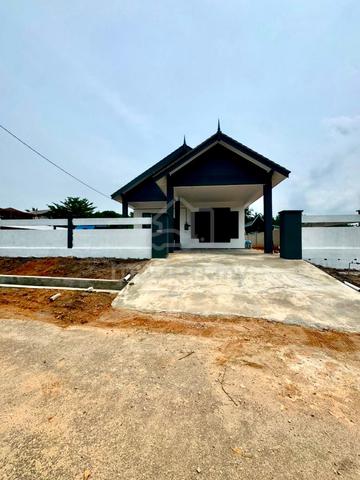 BANGLO ANGGUN KIJAL Di KG DARAT TEBING CHE WAN UNTUK DIJUAL 1