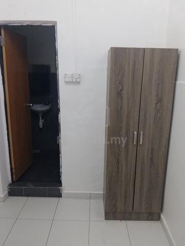 Low deposit Jalan Aneka Room Near CIQ Johor Bahru fully furnished 1