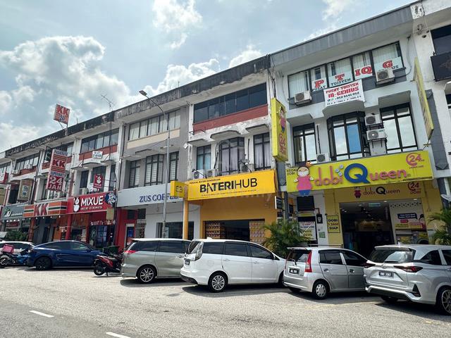 Shah Alam TTDI JAYA Ground & 1st Floor 3000sf Corner Shop Rent 1
