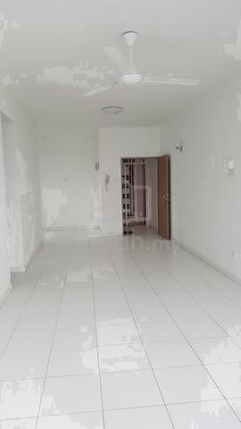 Pinang Laguna 1