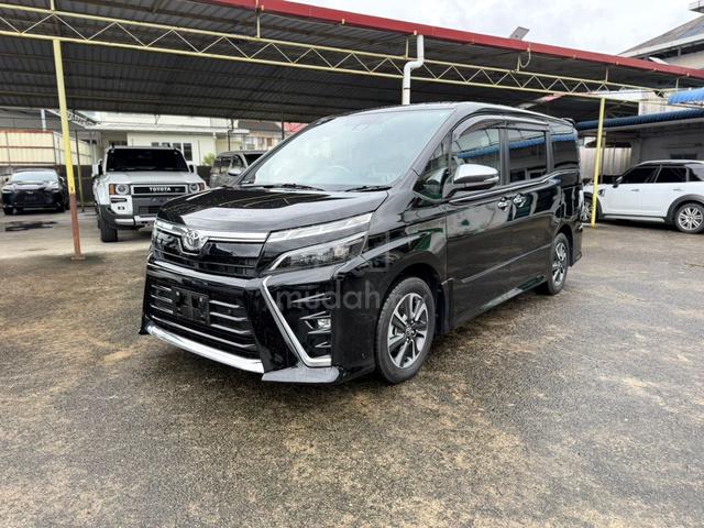 2021 Toyota VOXY 2.0 ZS KIRAMEKI III (A) - 1