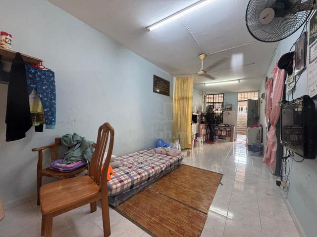 Flat Cengal 1
