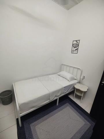 Bilik Sewa SINGLE FREE WiFi MAWAR CO-LIVING BUKIT BERUNTUNG 1