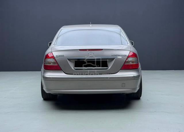 W211 2007 Mercedes Benz E200K 1.8 AVANTGARDE E200 - 4