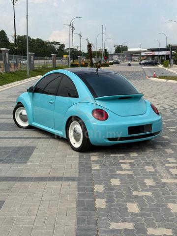 2010 Volkswagen BEETLE 1.6 (A) - 2