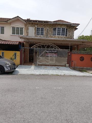 5  Bedroom Fully Reno Corner Lot House 1