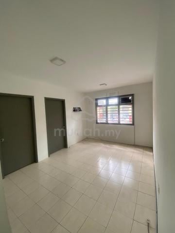 Flat PKNS Seksyen 19 Shah Alam 1