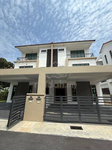 Balik Pulau Austin Garden All New 3-Storey Large Semi D Free Legal Fee 1