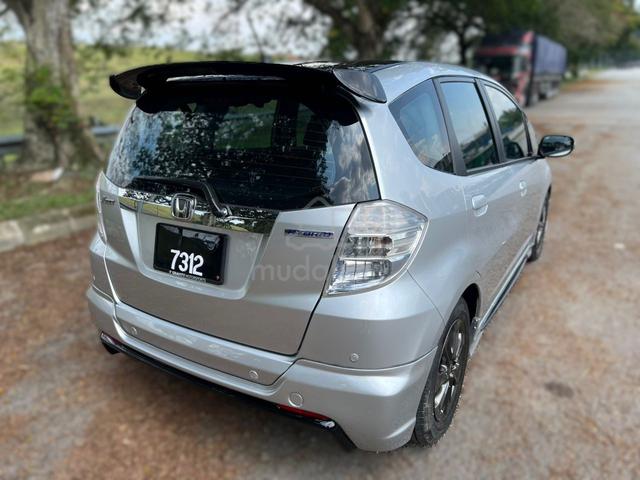 2014 Honda JAZZ 1.3 HYBRID (A) FACELIFT TIPTOP - 5
