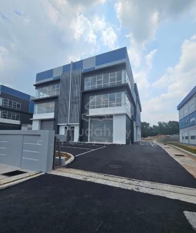 New Semi-D Factory Balakong, Taming Jaya, Seri Kembangan 1