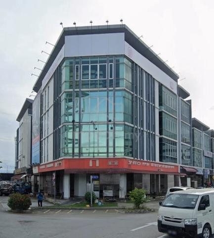 HOT! STRATEGIC! 3 Storey ShopLot! High Traffic! Puchong, Saujana Putra 1