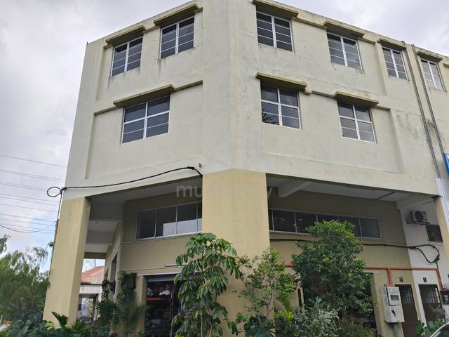 Bukit Rahman Putra Sg Buloh 1