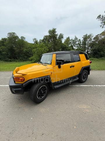 2015 Toyota FJ 4.0 CRUISER (A) - 5