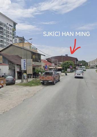 [MAIN ROAD & OPPOSITE MARKET] 2-Storey Shoplot Batu 14 Puchong 1