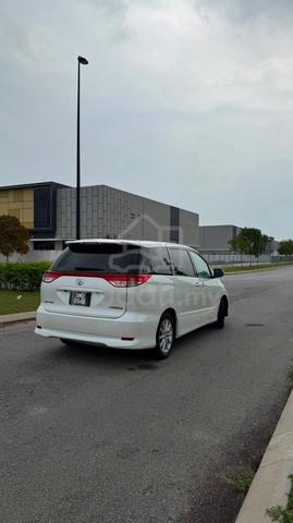 2010 Toyota ESTIMA 2.4 FACELIFT (A) - 2